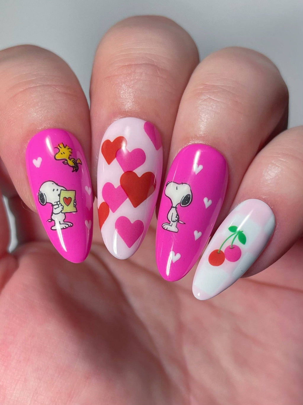 Nail Art Stickers - PEANUTS PUCKER UP
