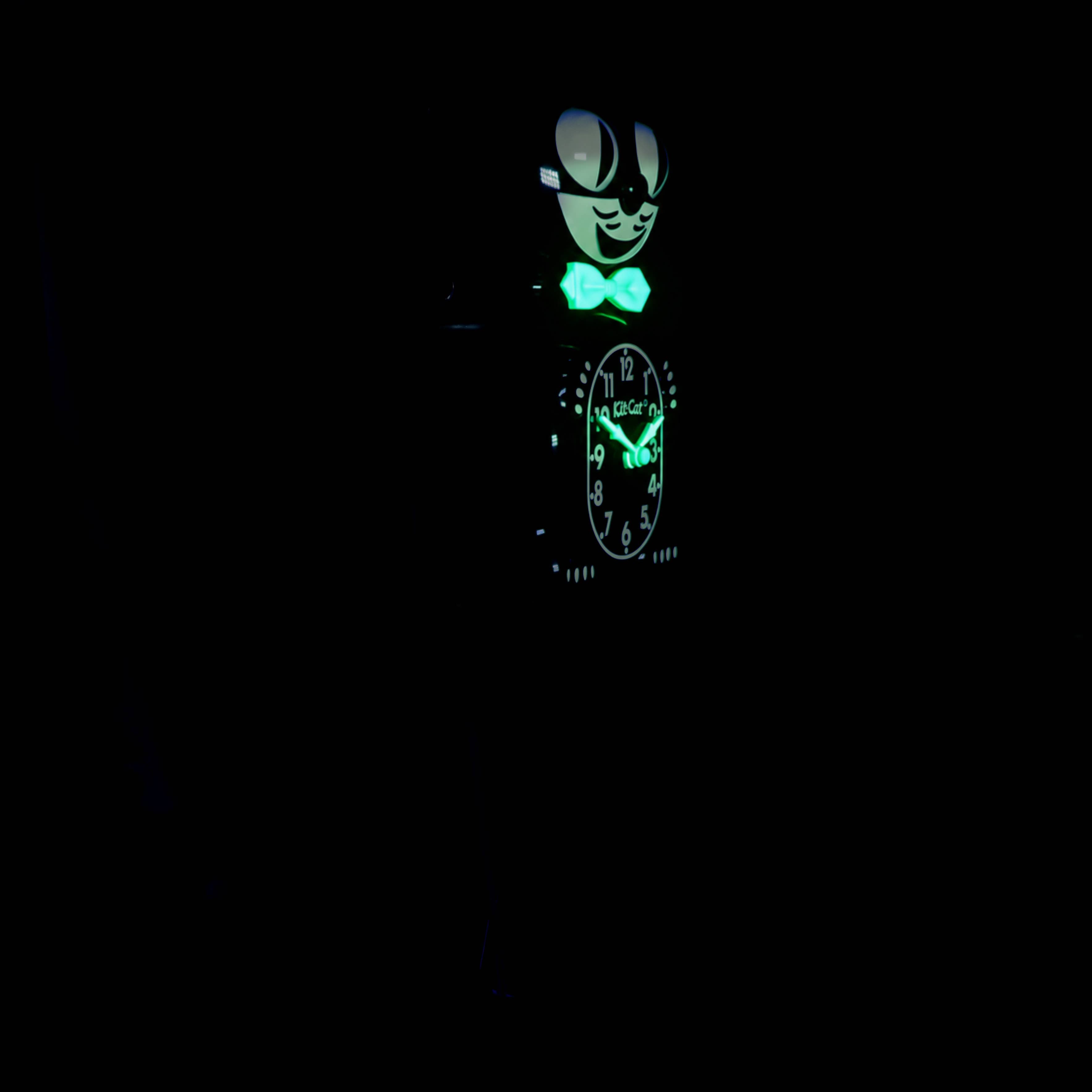 Classic Black Glow Kit-Cat Klock