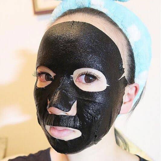 MO Clinical Bee Venom Advanced Radiance Mask (5Pcs Charcoal)