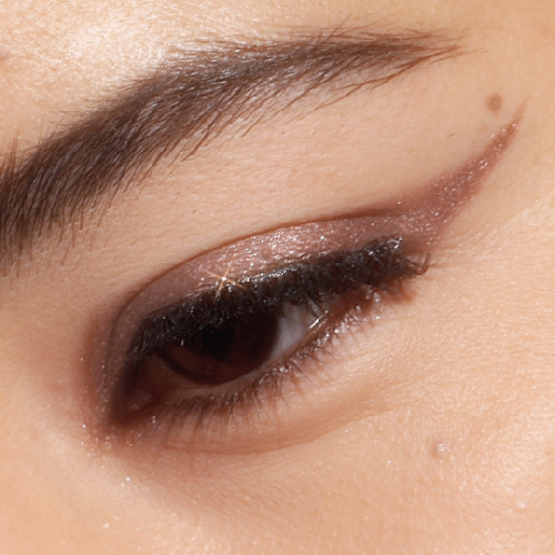 Statement Shimmer Liner