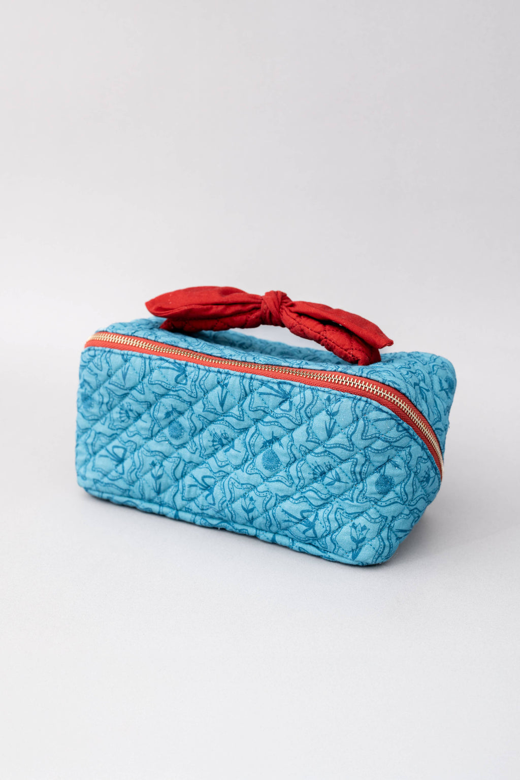 Flowers and Bows Makeup Bag