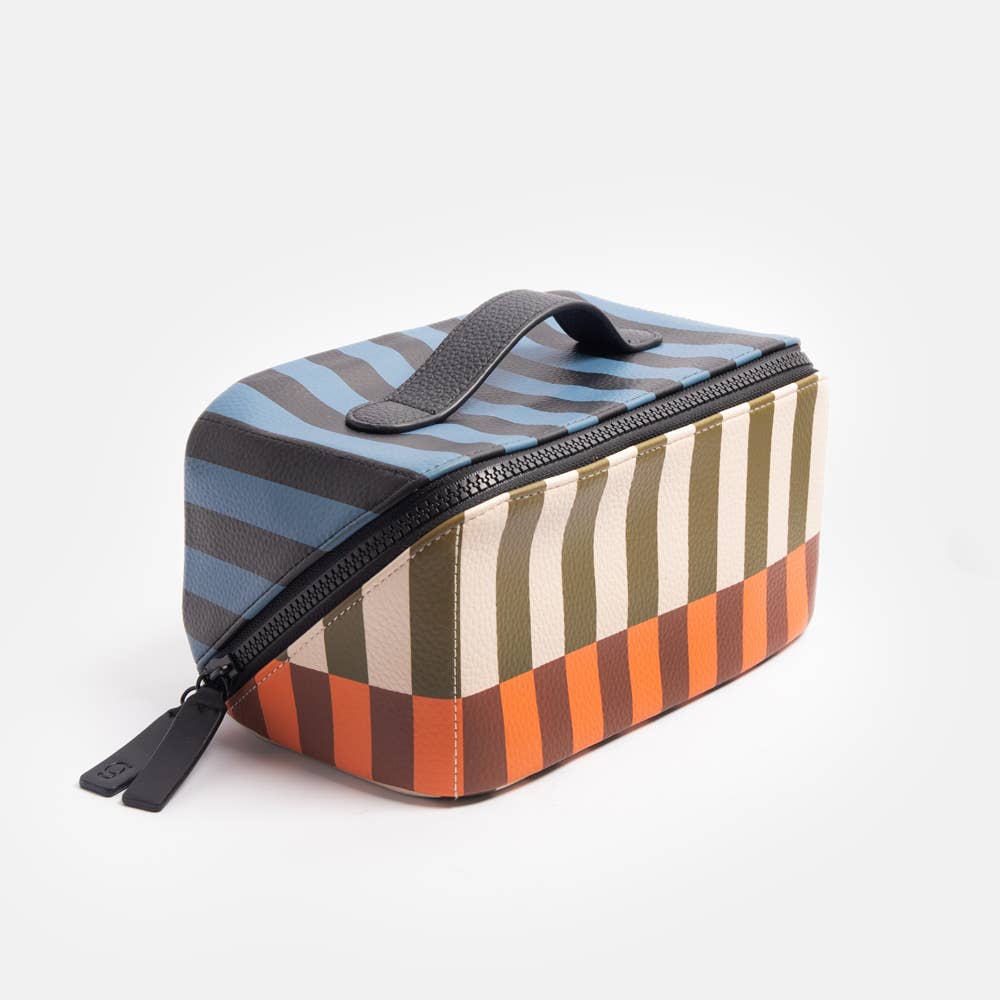 Stripe Diagonal Zip Large Washbag