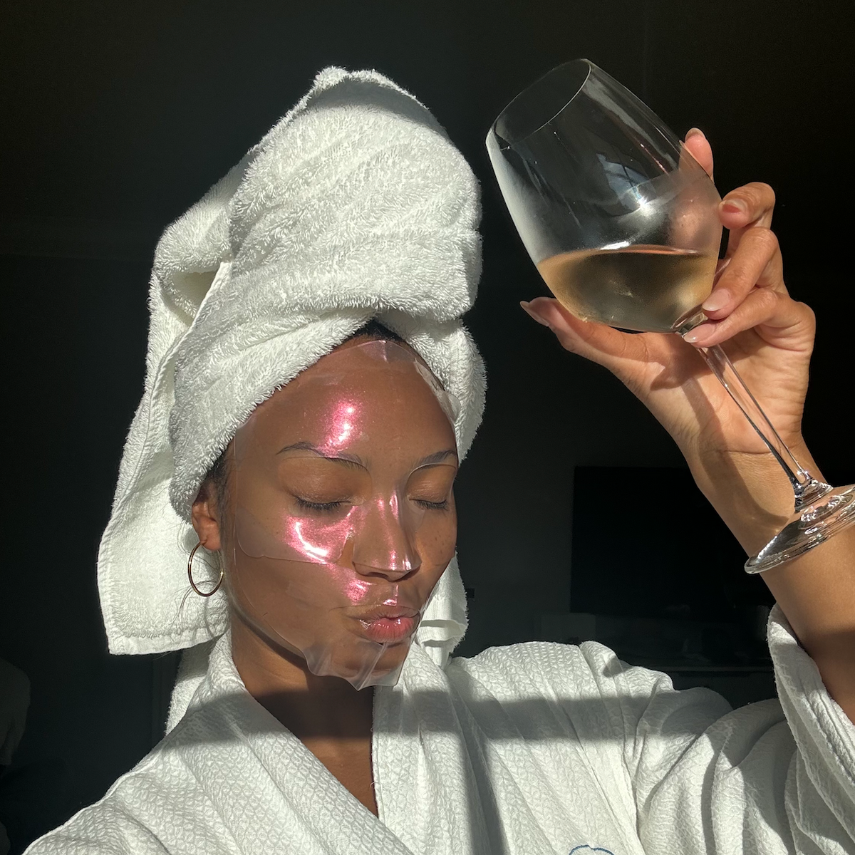 AURA Drip Hydrating and Illuminating Sheet Mask